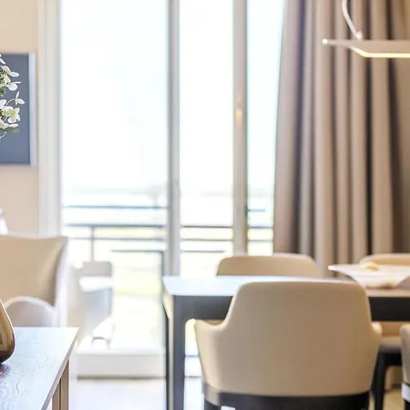 Wellenreiter - 5-sterne Mit Südbalkon Und Boddenblick *