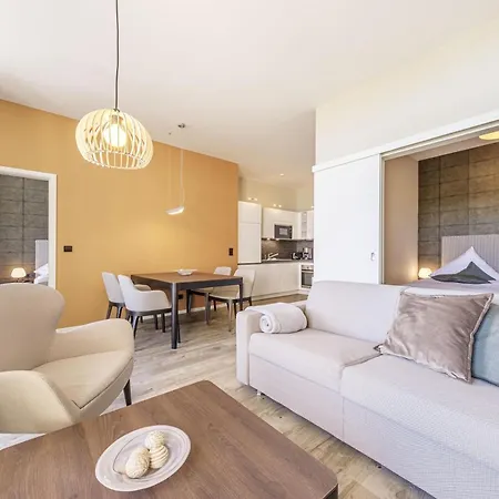 Apartment Wellenreiter - 5-sterne Mit Südbalkon Und Boddenblick *